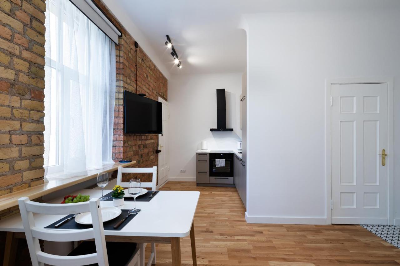 Brivibas House Design Apartments In City Center Рига Екстериор снимка